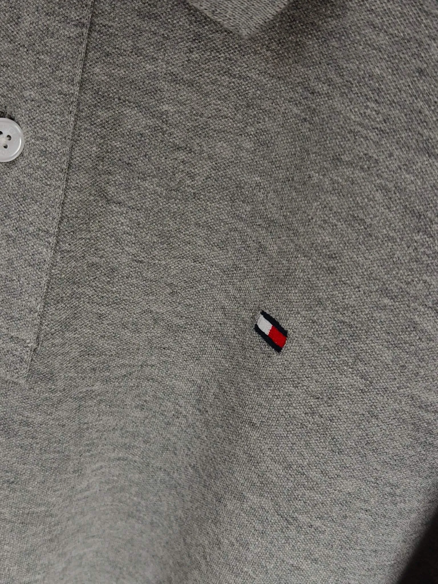 P200 Real shot quality High version Tommy embroidered polo shirt lapel long sleeves High-end quality Complete with three labels, comfortable and breathable, classic and simple, exquisite and fashionable, details show high-end quality Color: Black White Gray Navy Size: M-XXL